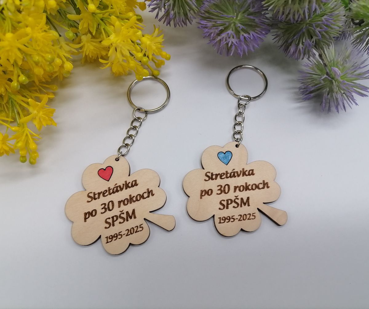 Štvorlístok - kľúčenka pre stretávku zo školy