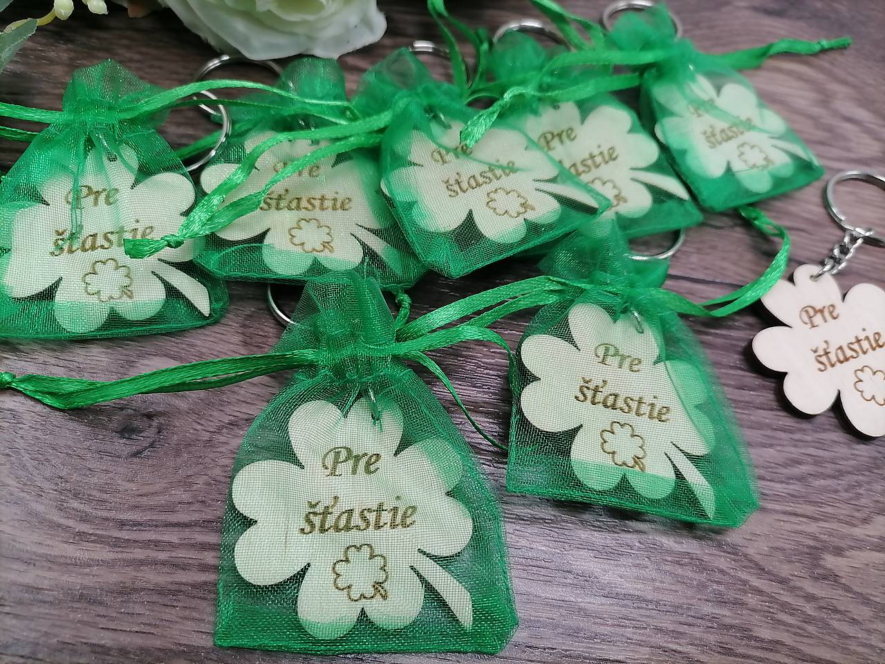 Štvorlístok pre šťastie - kľúčenka zabalená