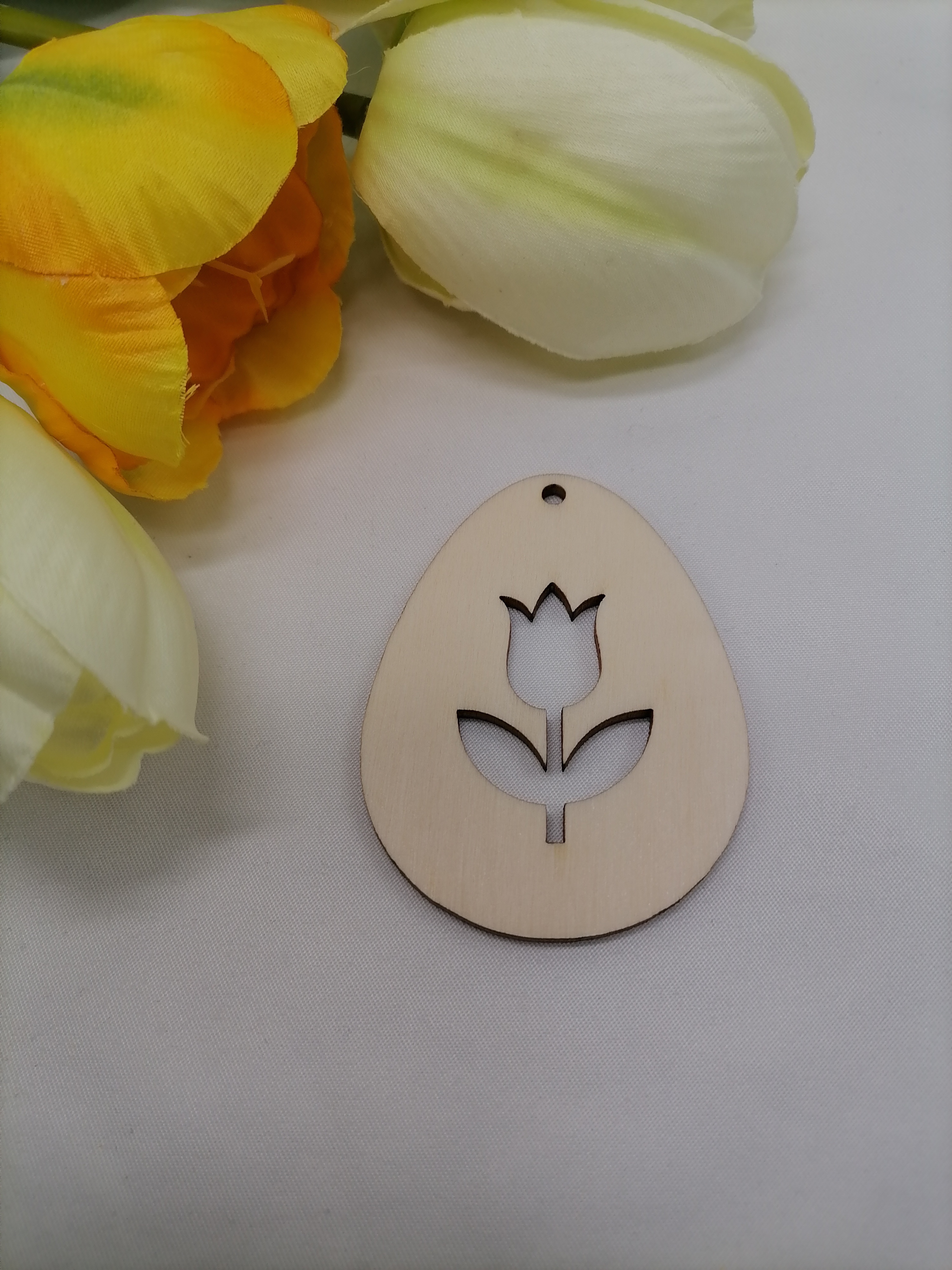 Veľkonočné vajíčko vyriezané - tulipán 6cm