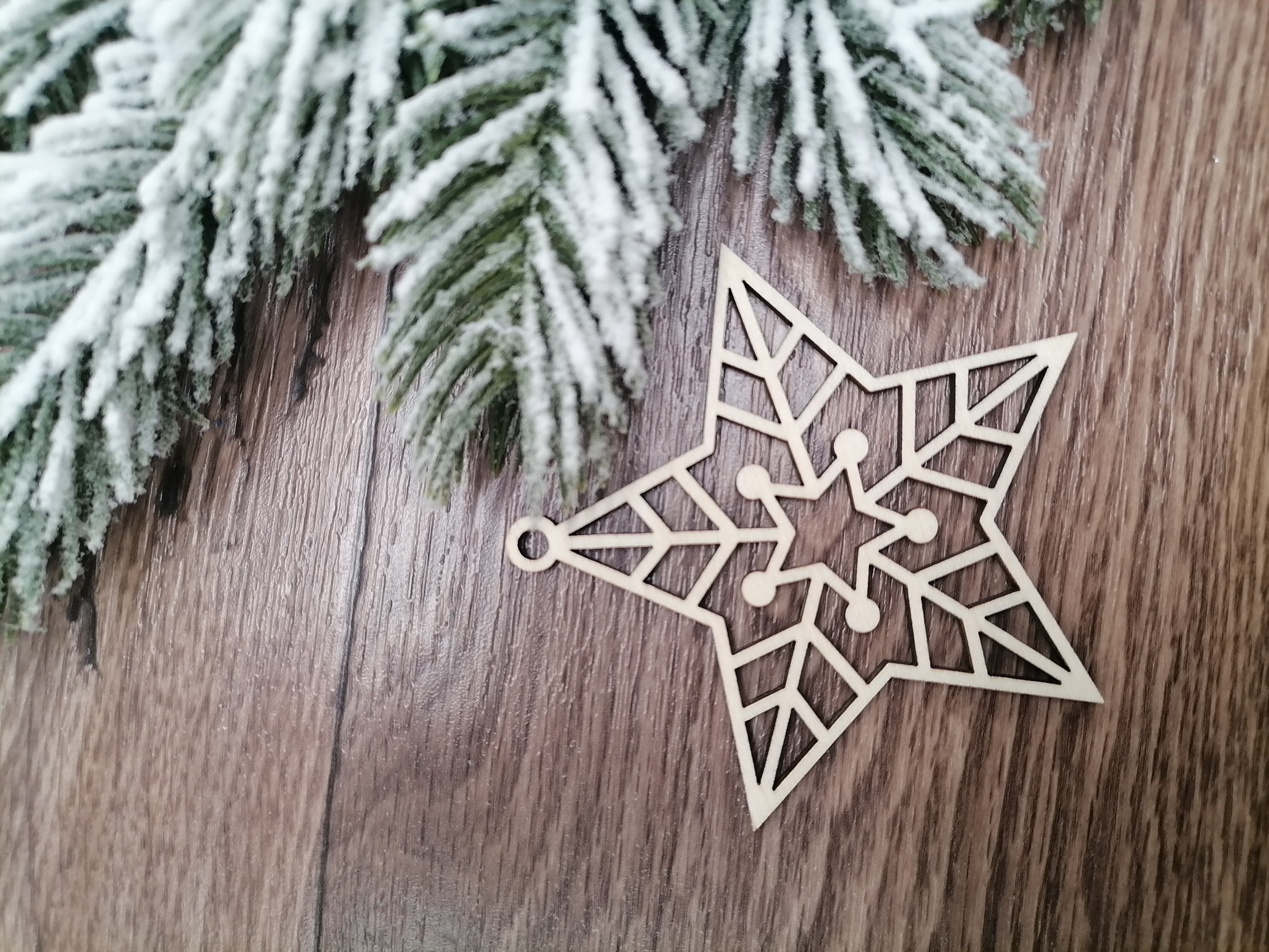 Vianočná ozdoba na stromček - hviezda 8x8cm
