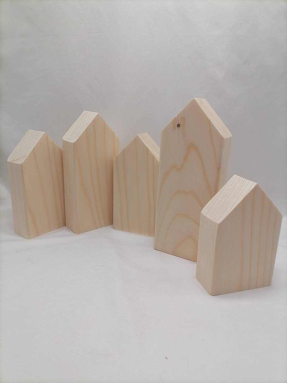 Domčeky z masívu ako polotovar hranol 10x4x8 cm