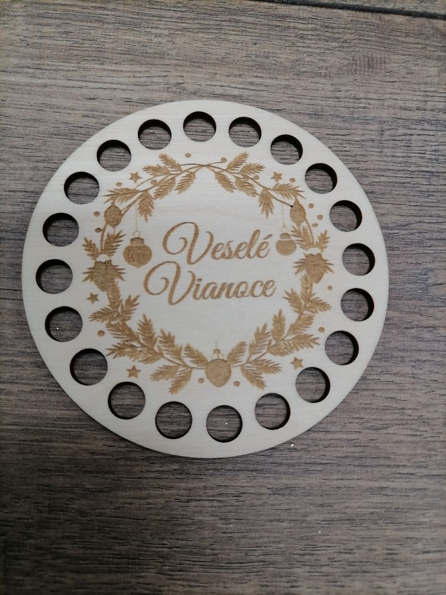 Vianočná podšálka macrame alebo háčkovanie pod kávičku - čajík lakovaná 10cm