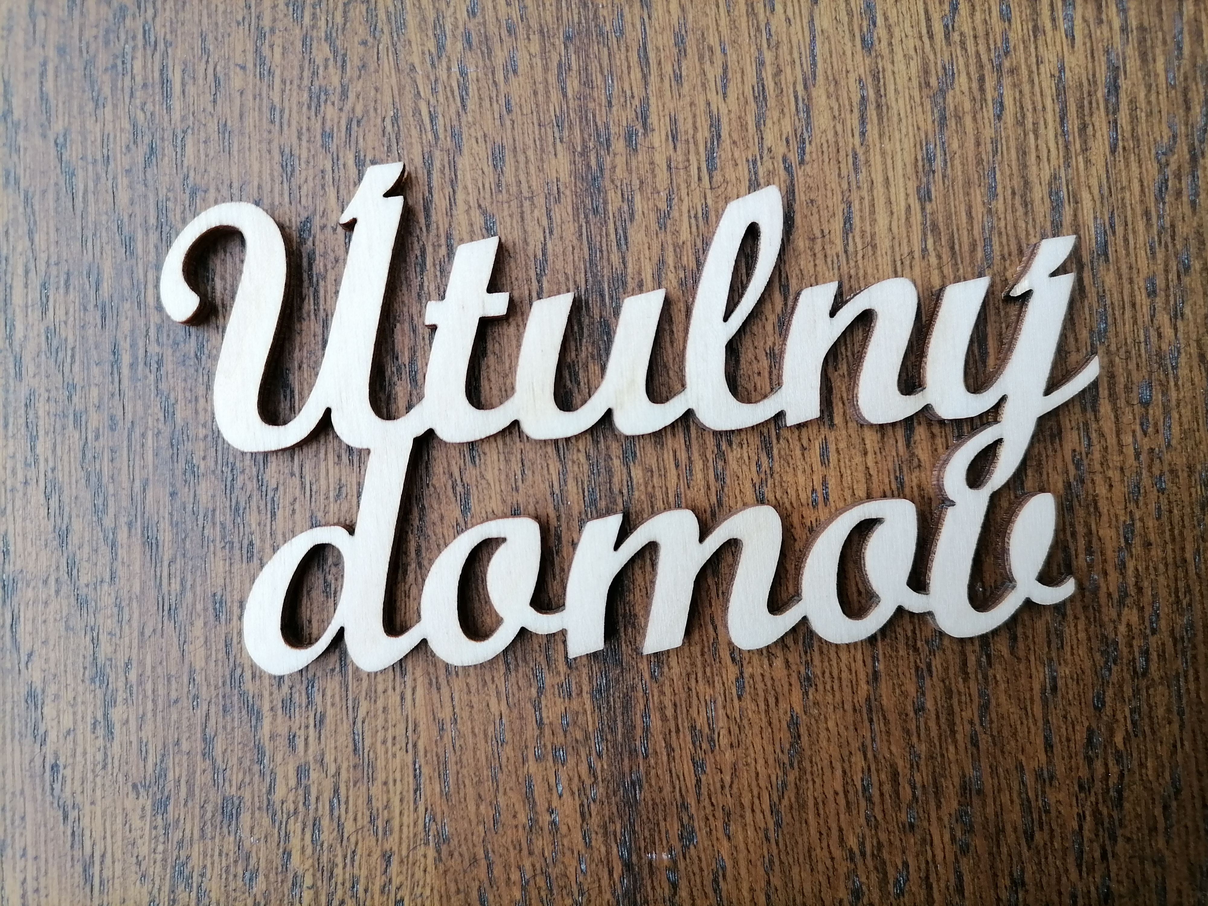 Nápis Útulný domov 15cm