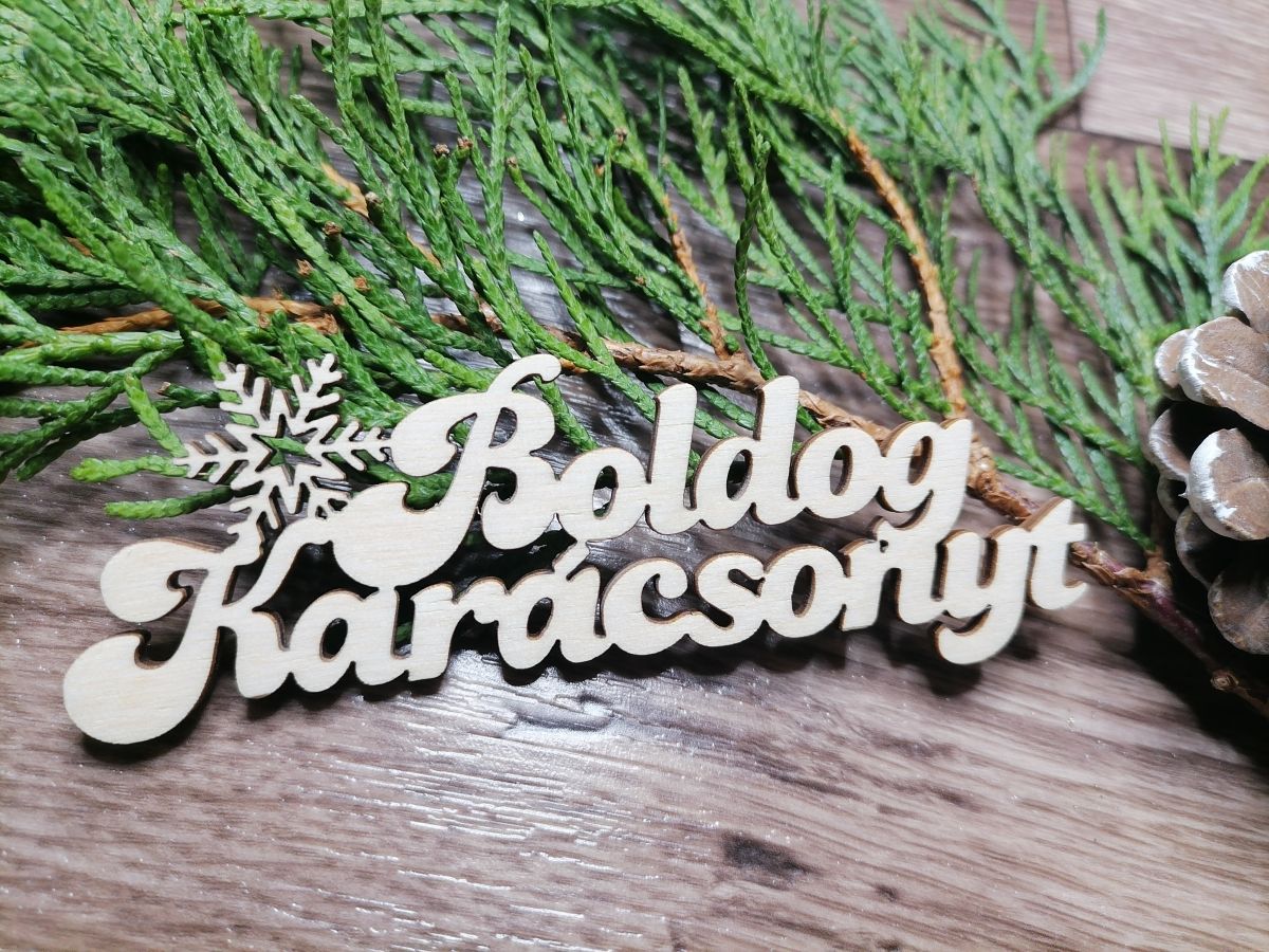 Vianočný nápis Boldog karácsonyt Maďarsky 15 cm