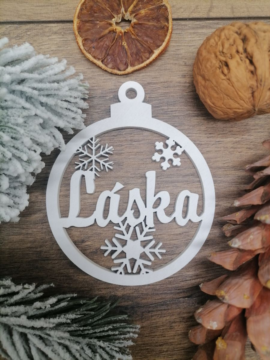 Vianočná ozdoba biela guľa Láska 8x9cm