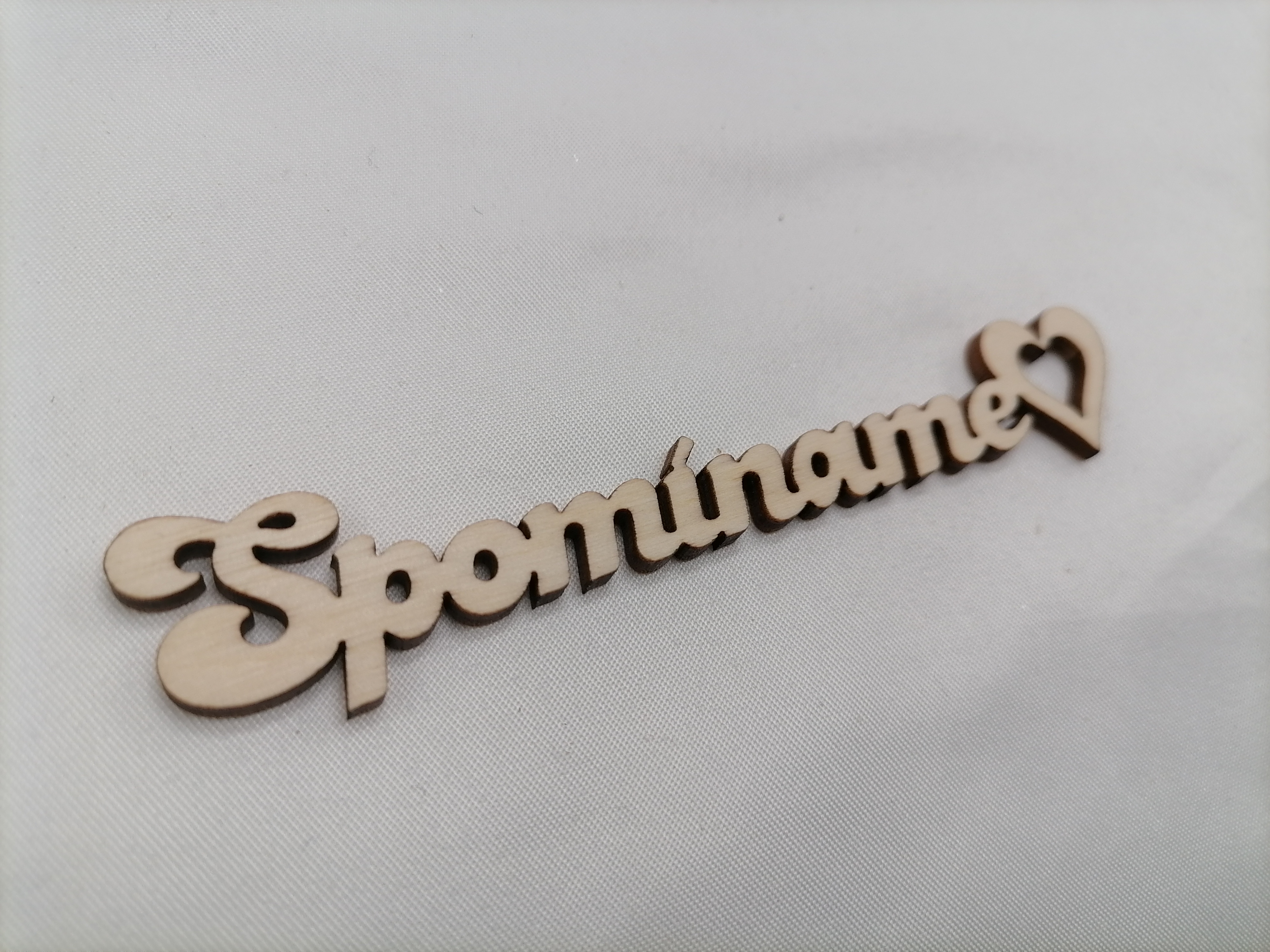 Nápis Spomíname 10 cm