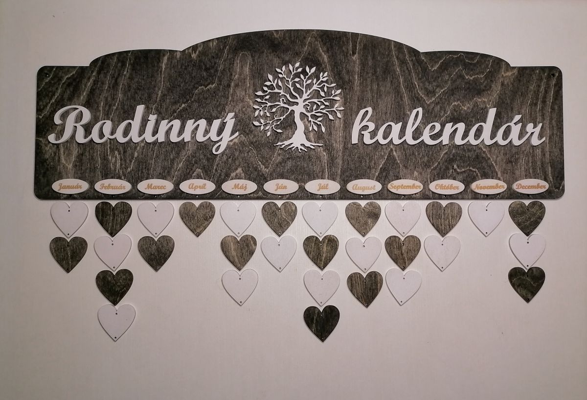 Rodinný kalendár morený čierny so stromom
