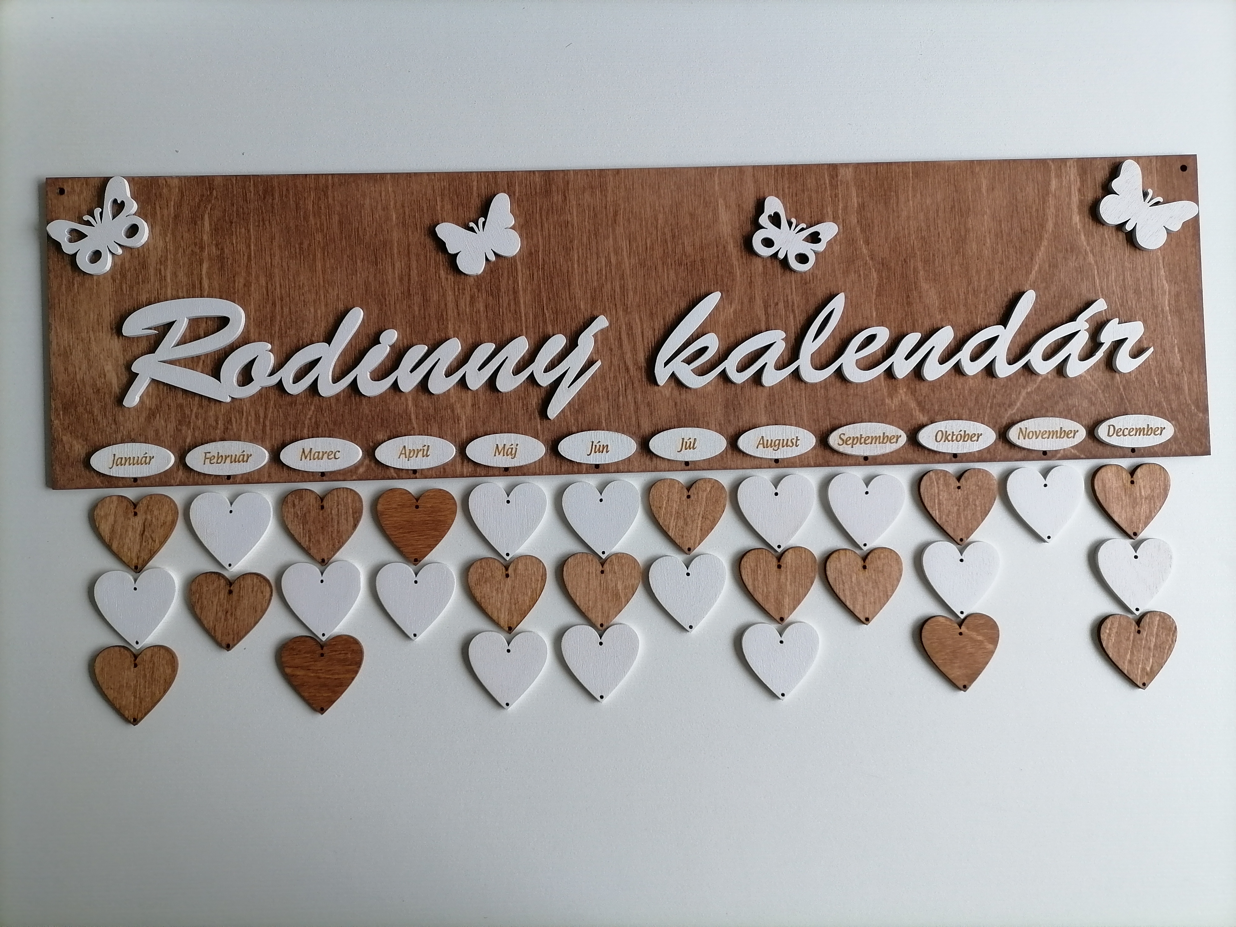 Rodinný kalendár morený teak