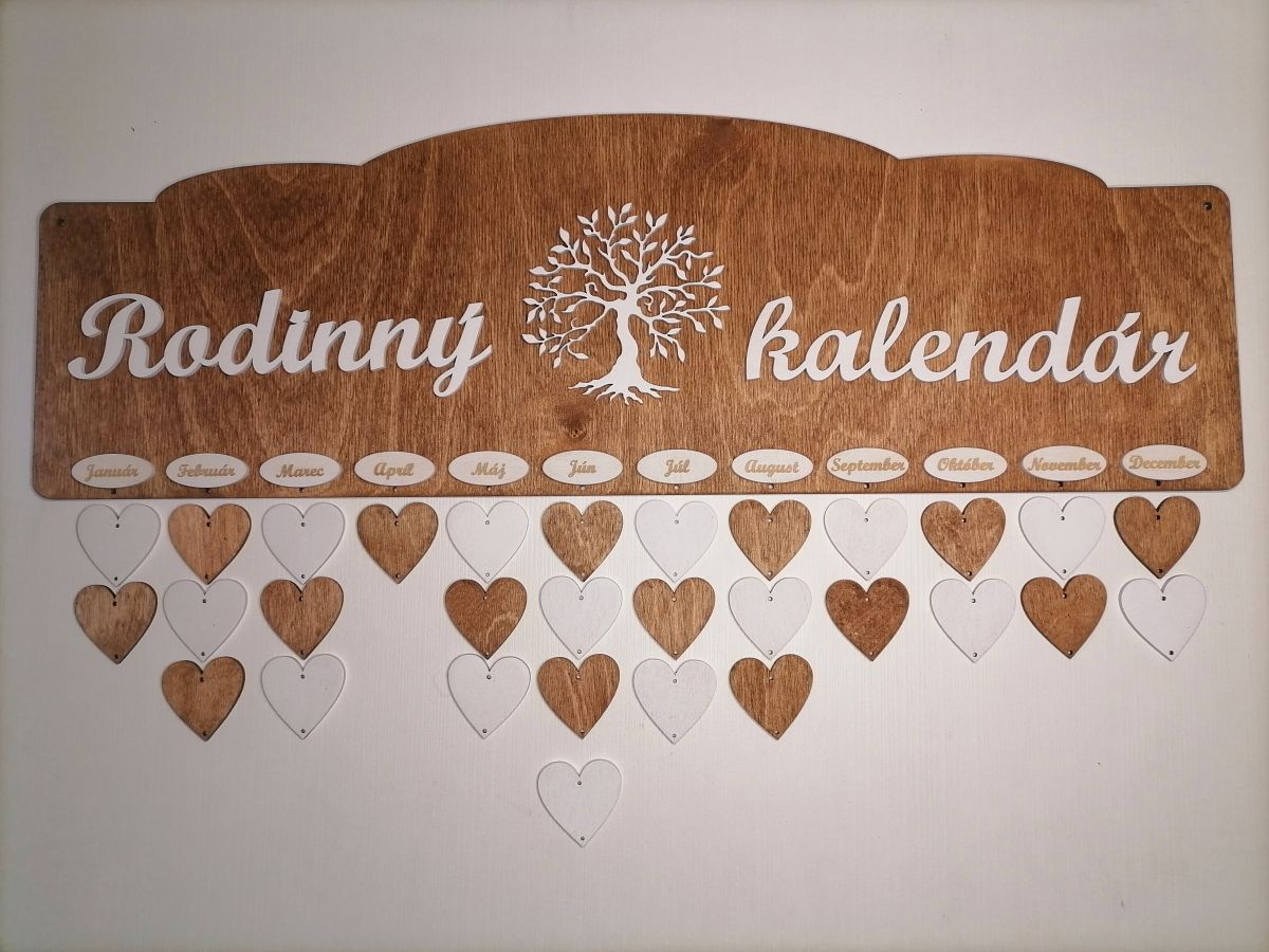 Rodinný kalendár morený teak so stromom