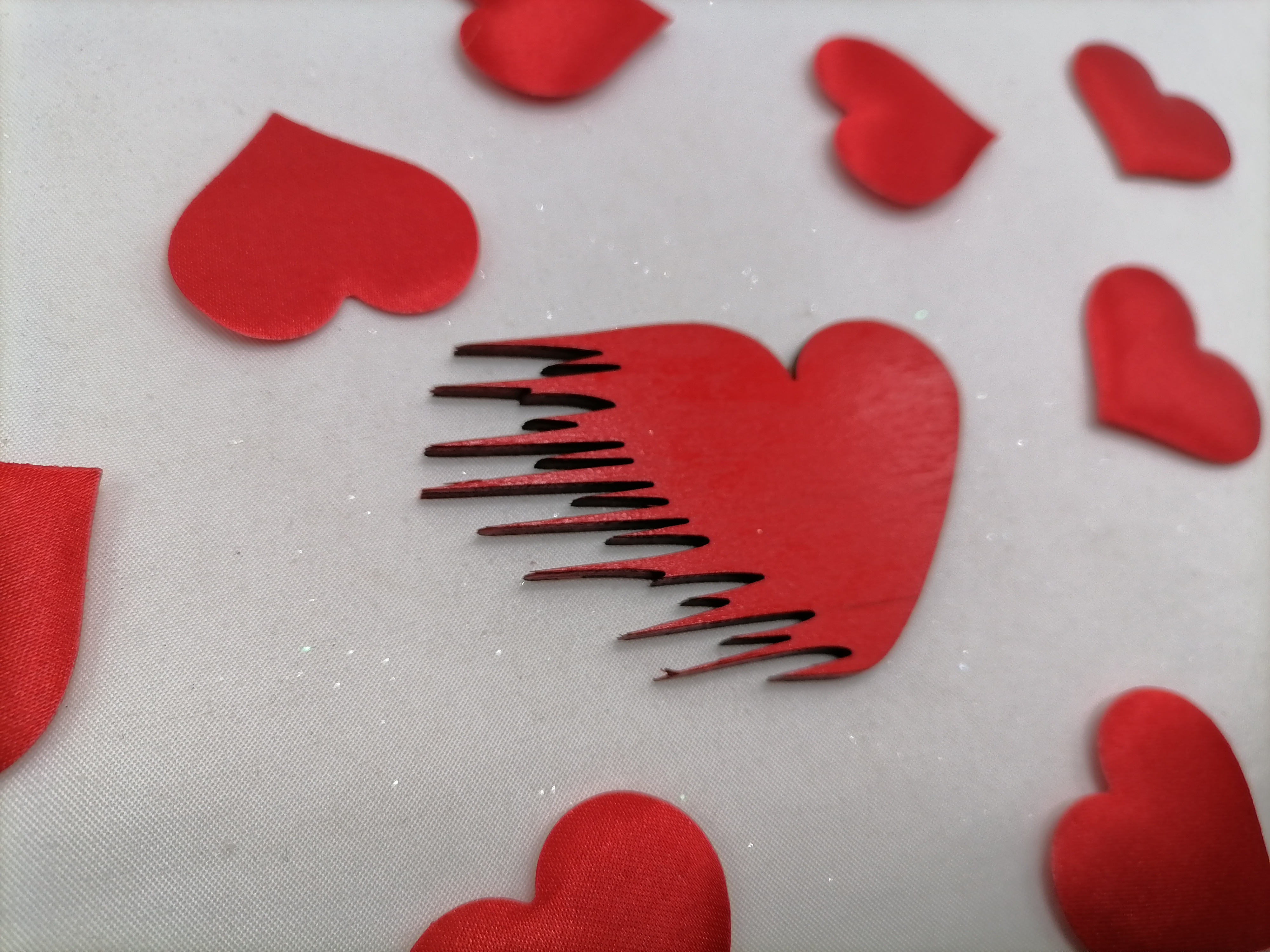 Srdiečko na valentína červené 7cm