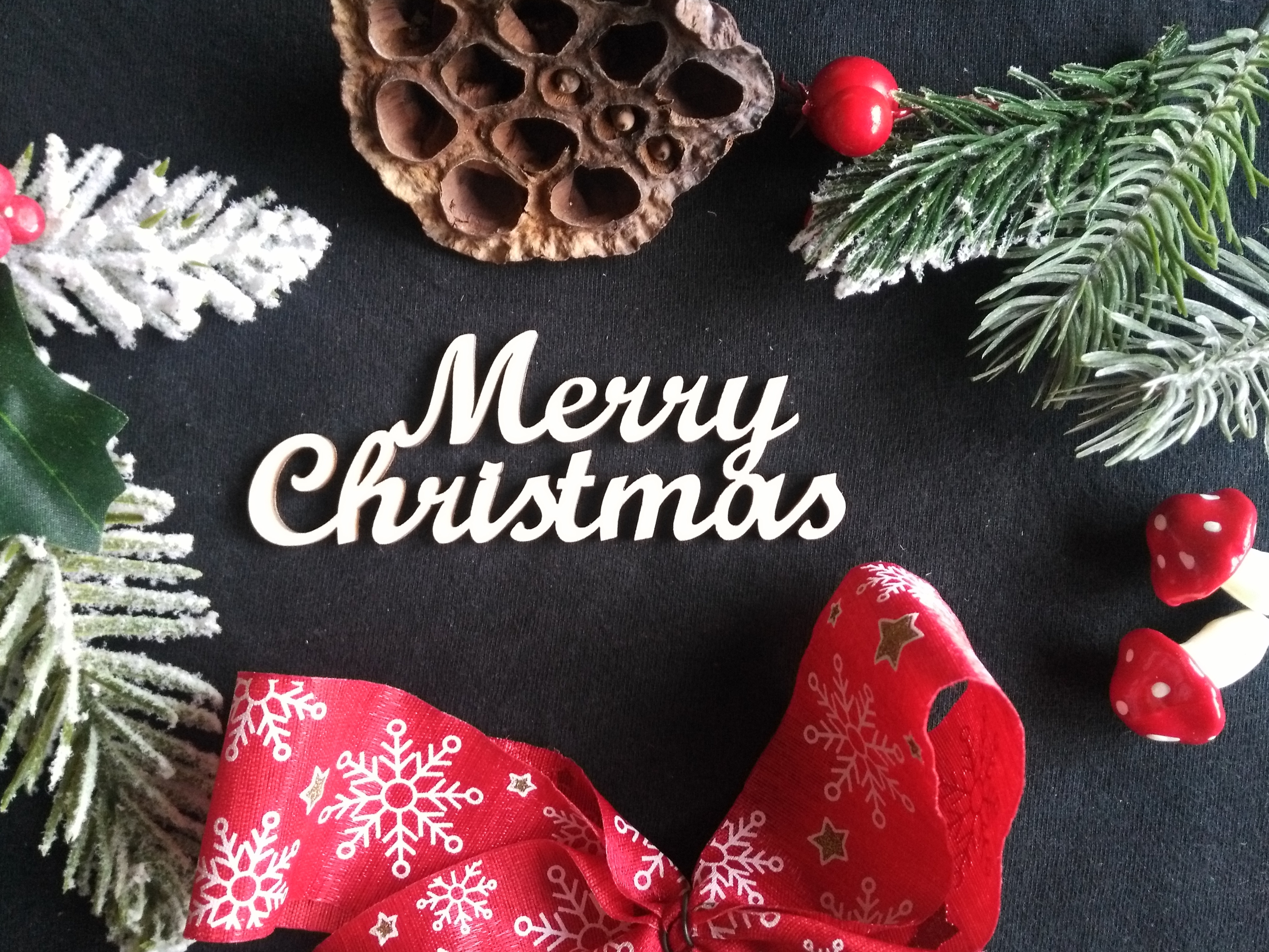 Drevený nápis Merry Christmas  40 cm