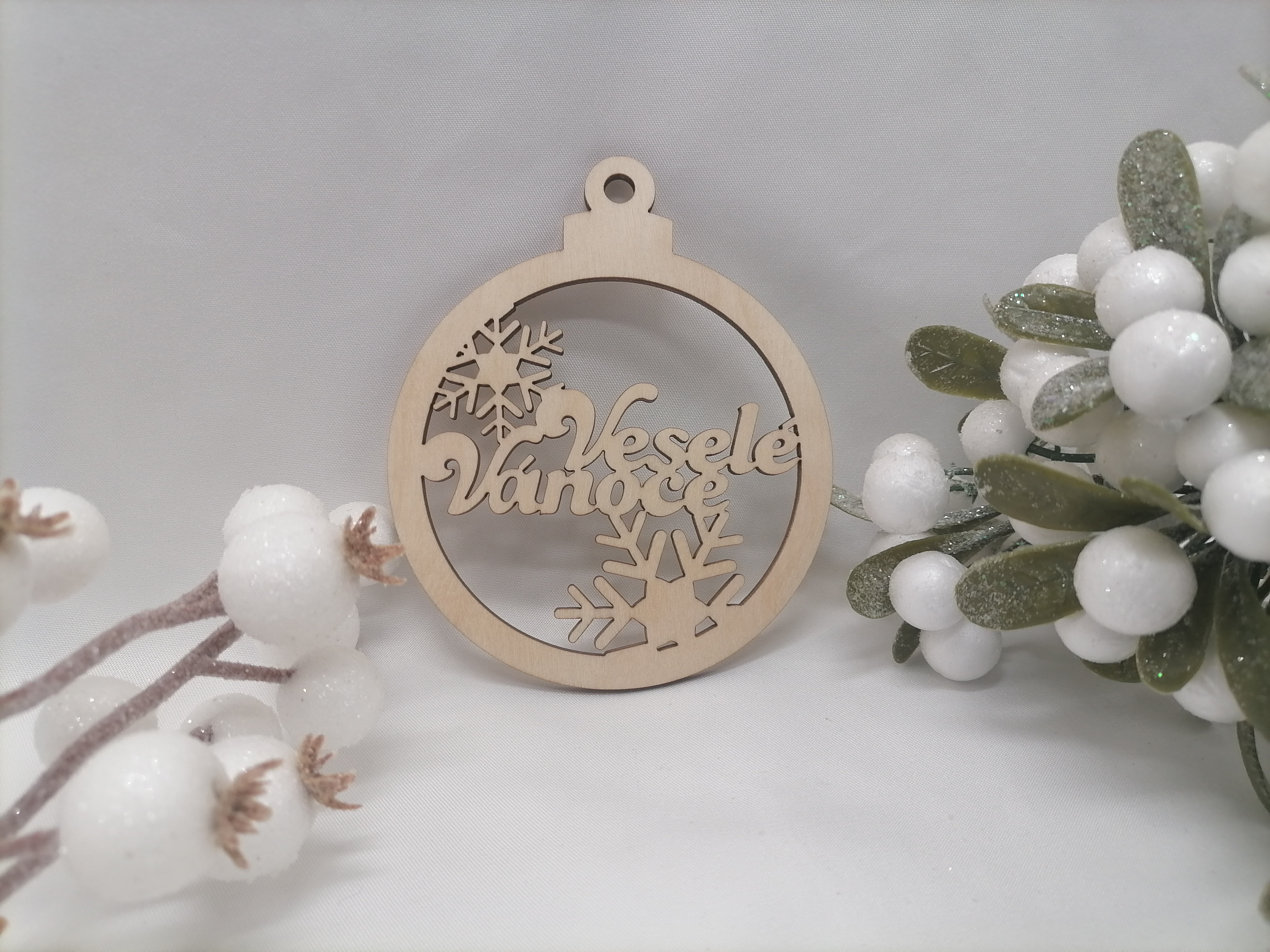 Vianočná česká guľa  Veselé Vánoce7x8cm
